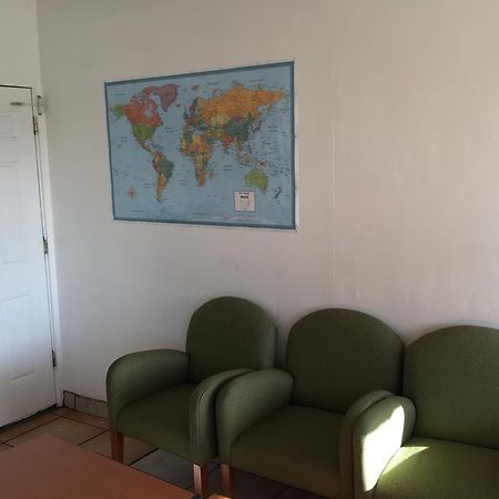 Amazon Motel Тусон Екстериор снимка